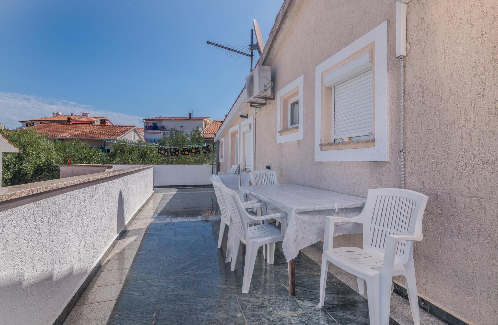 Apartments Bahar Krk Krk Town Chambre photo